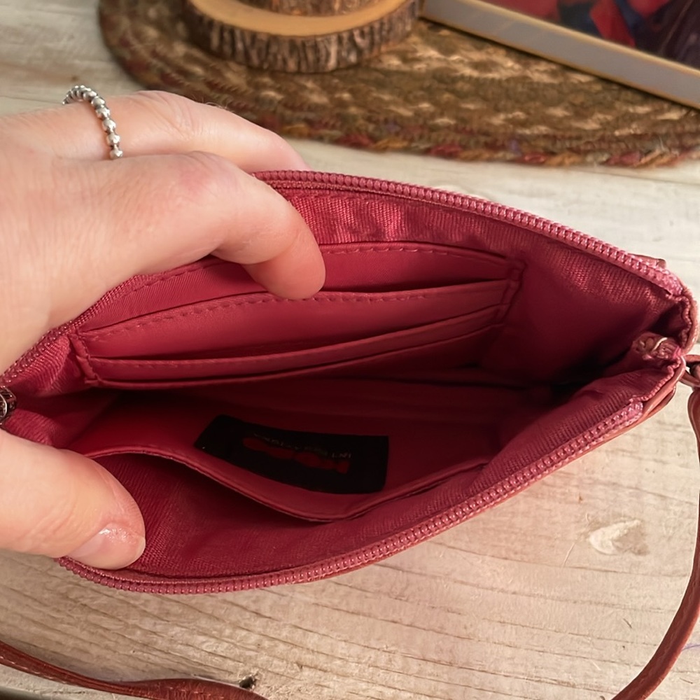 HOBO INTERNATIONAL BABY PINK WALLET - Picture 7 of 8
